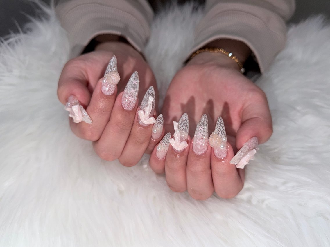 ネイル ハンドネイル BERA NAILSのネイルデザイン