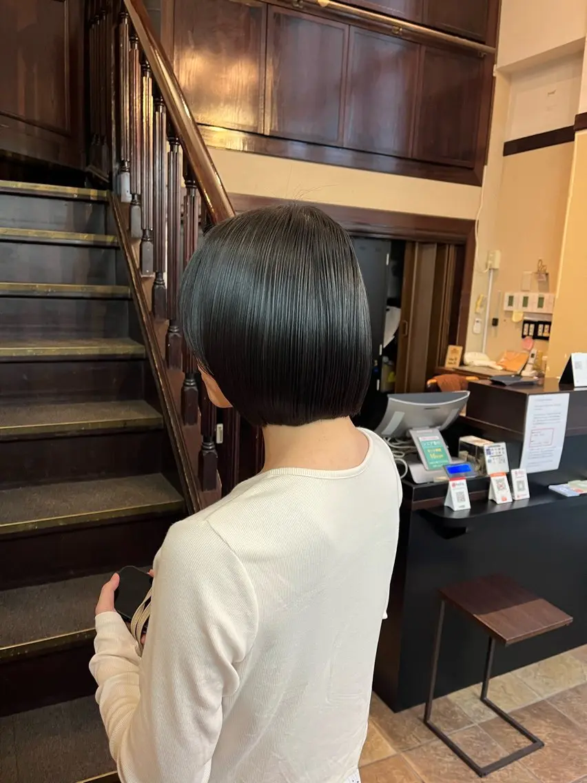 ショート パーマ ボブ ストレートパーマ 川島穂乃香 /メンズスタイル特化のヘアスタイル