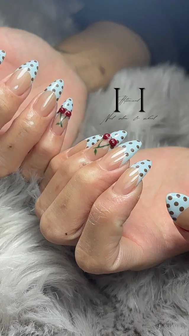 ネイル HatsuuNail salonアリスのネイルデザイン