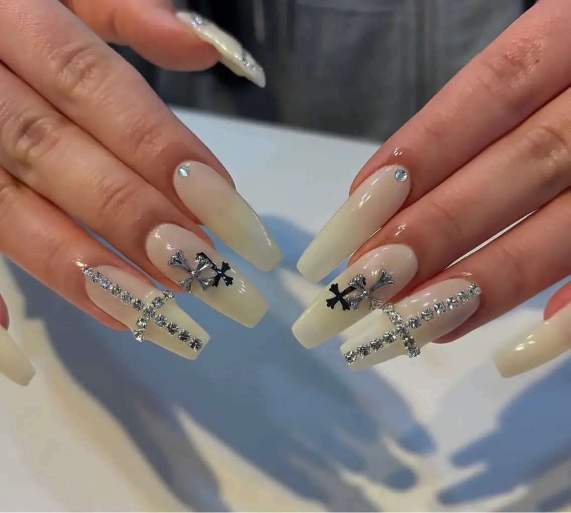 ネイル ジェルネイル パラジェル スカルプネイル ネイルチップ ハンドネイル NiJi Nailsのネイルデザイン