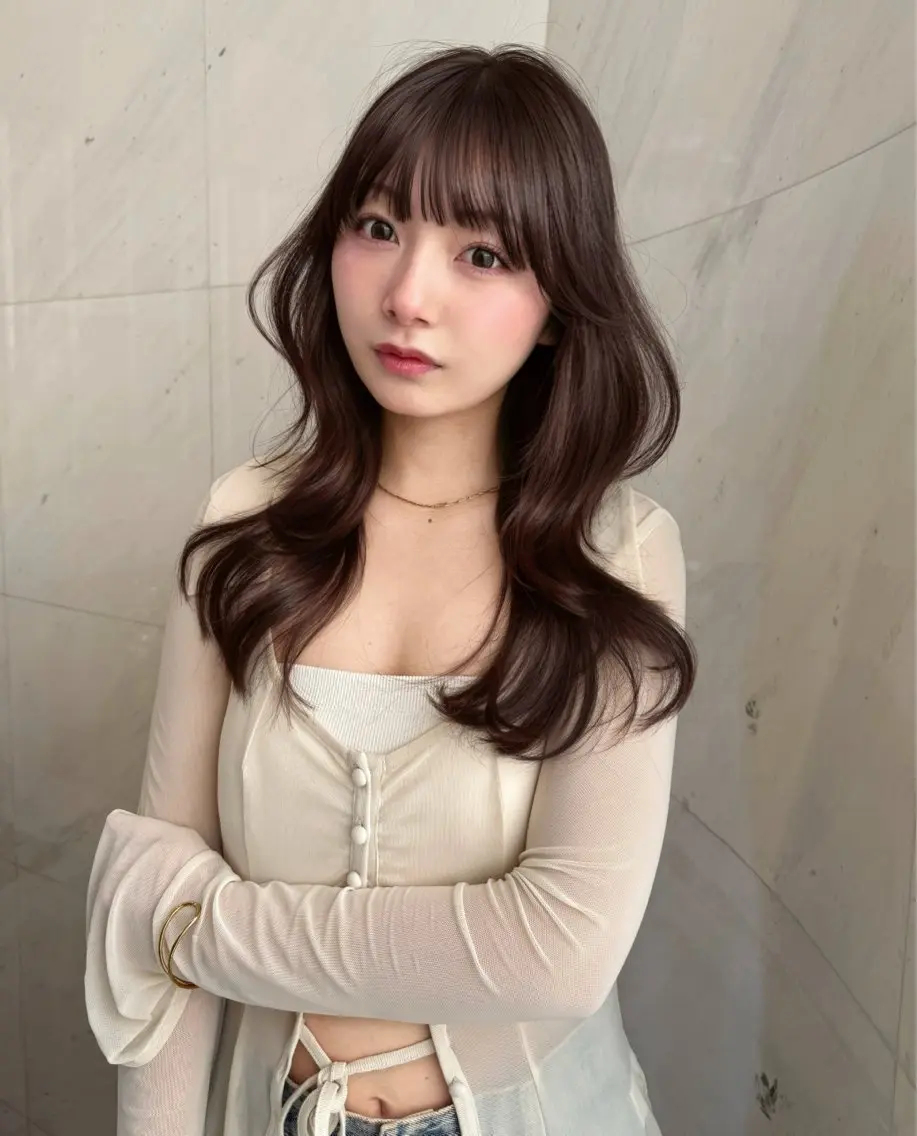 ロング カラー ロングレイヤー ブリーチ ブラウンカラー ケアカラー 透明感カラー Chihiroボブ♡ レイヤーカットのヘアスタイル