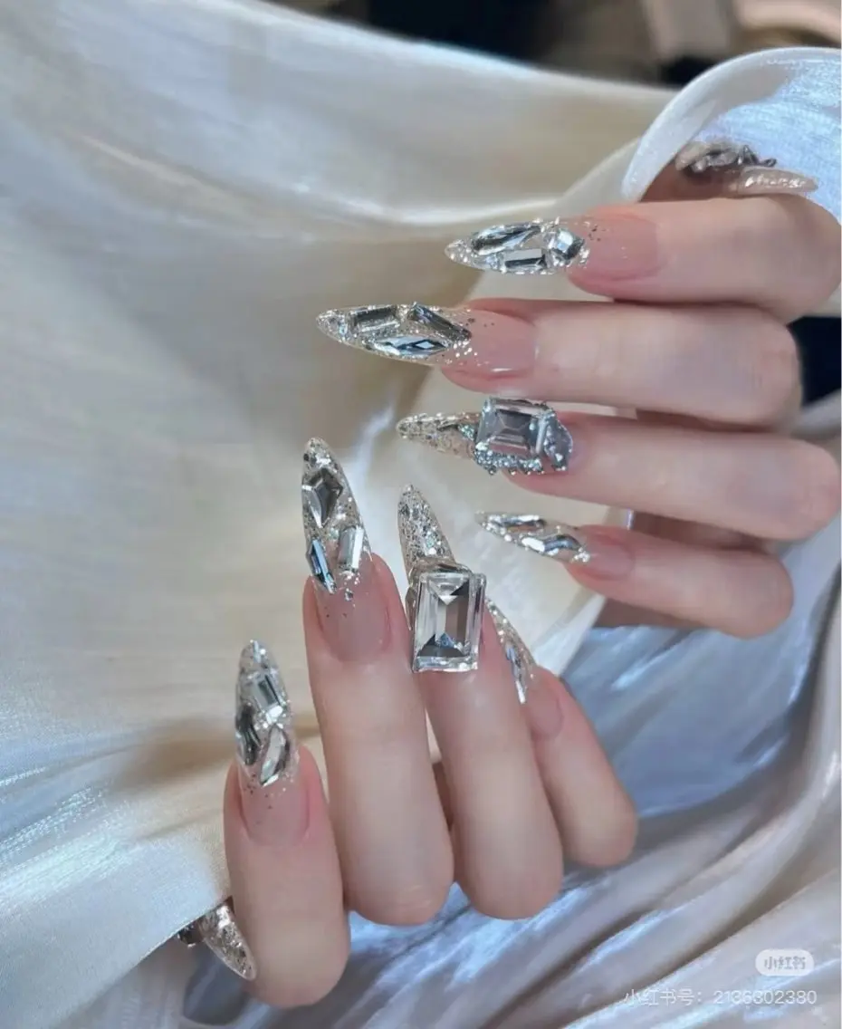 ネイル ハンドネイル DG nailのネイルデザイン