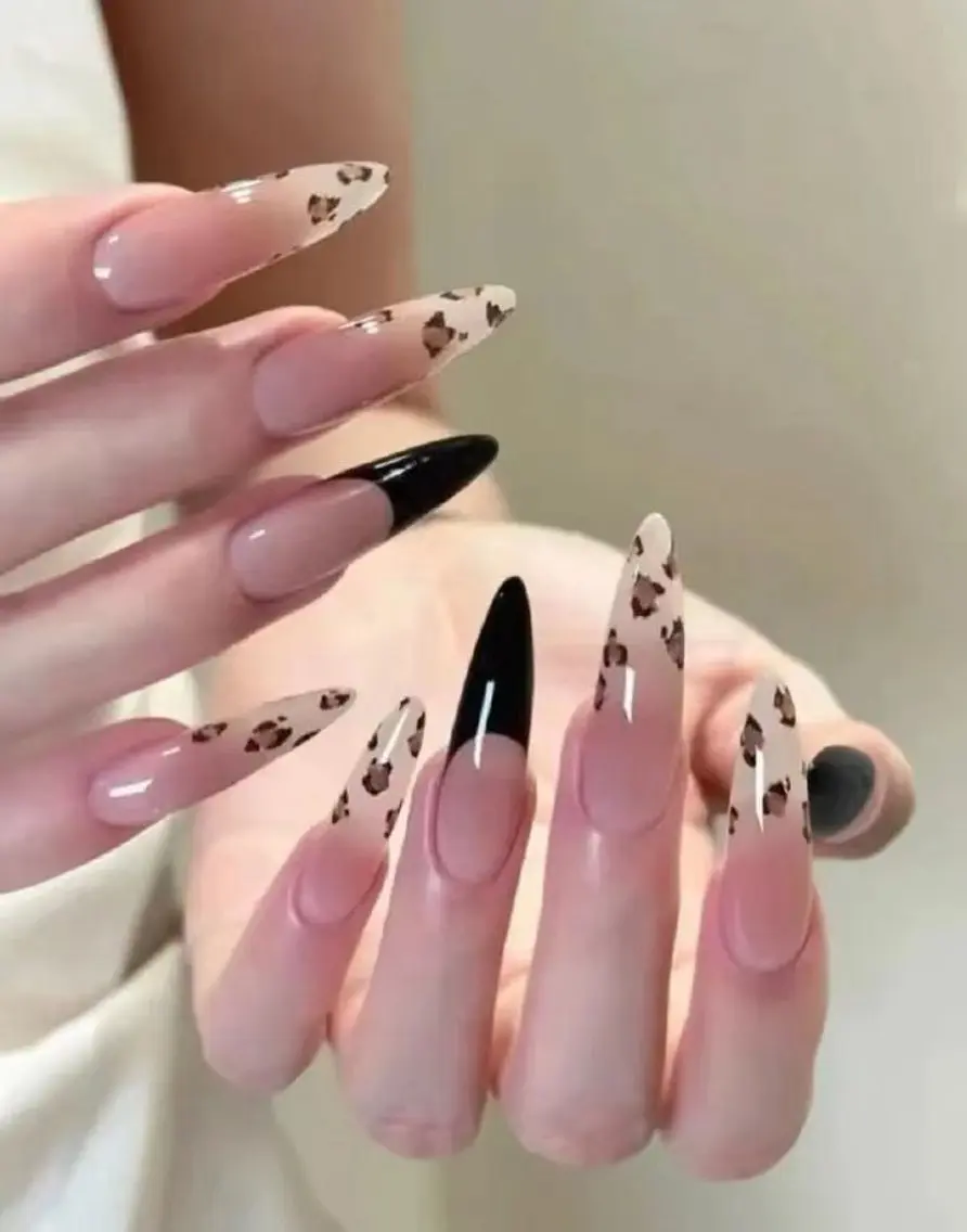 ネイル Glow Nail スカルプ専門店のネイルデザイン