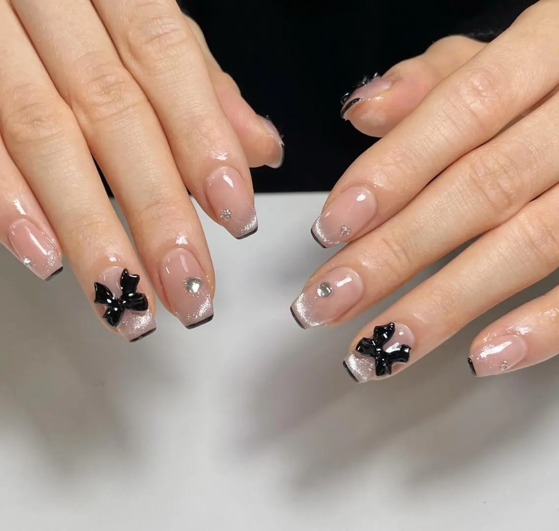 ネイル ハンドネイル 🎀 Ayaka_nailのネイルデザイン
