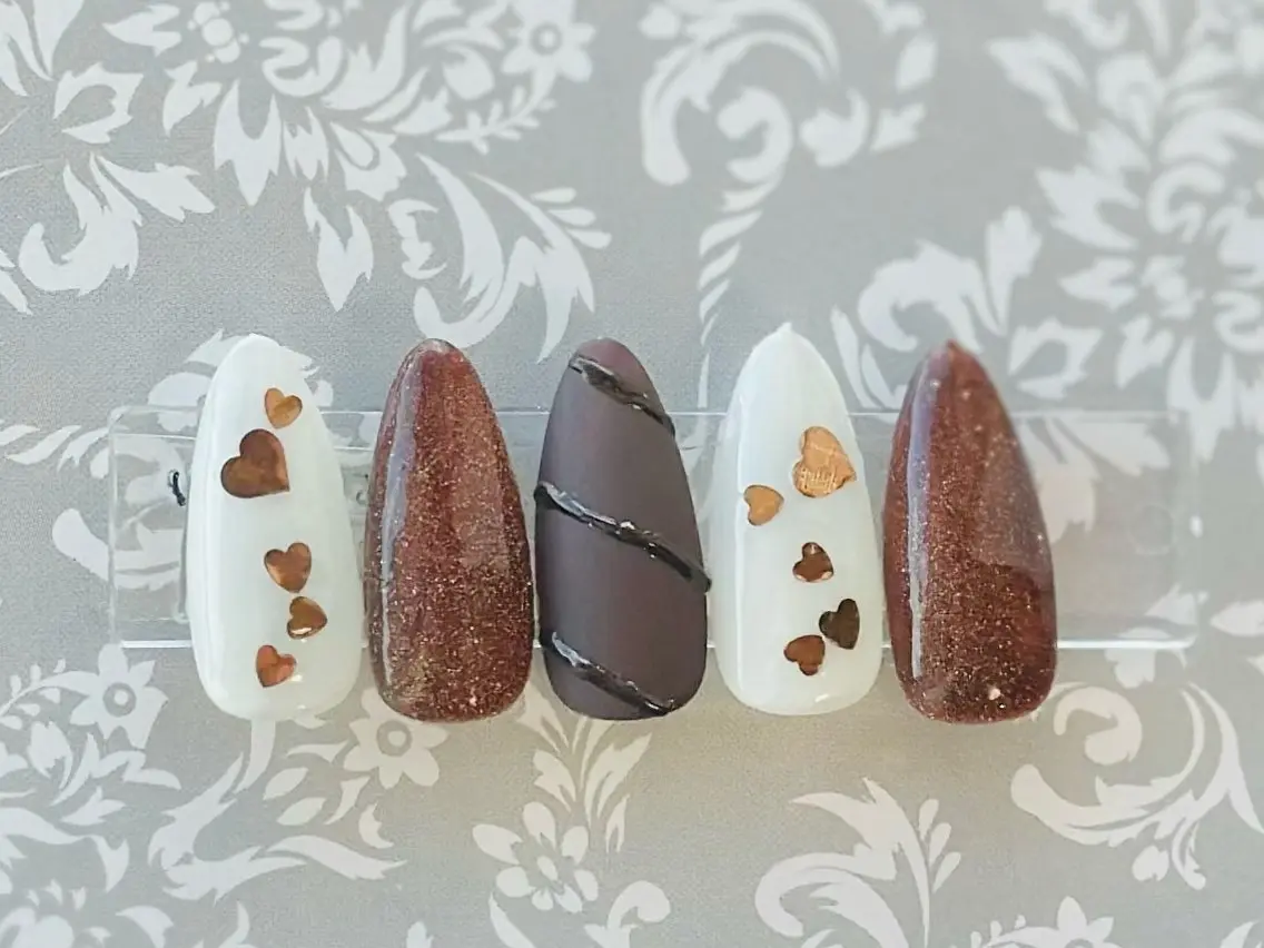 ネイル ハート nailsalon oluoluのネイルデザイン