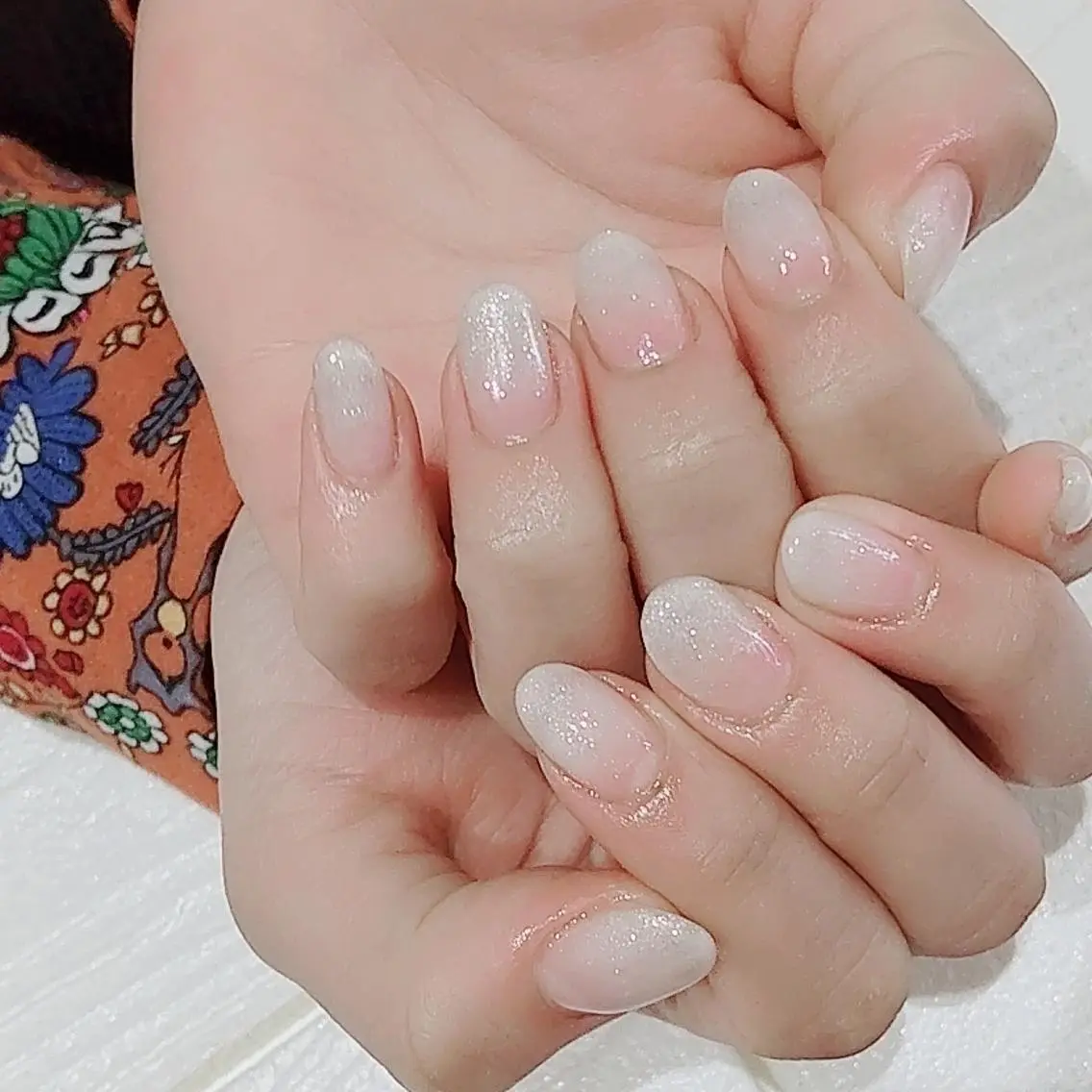 ネイル ラメ(グリッター) ラメグラデーション ホワイト ハンドネイル infinity skyのネイルデザイン
