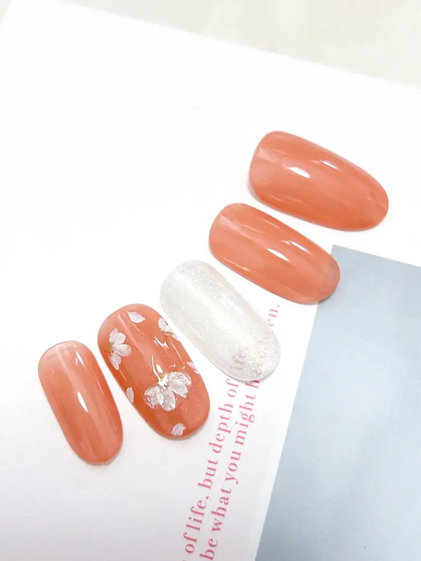 ネイル Lilly nail オーナーMikuのネイルデザイン