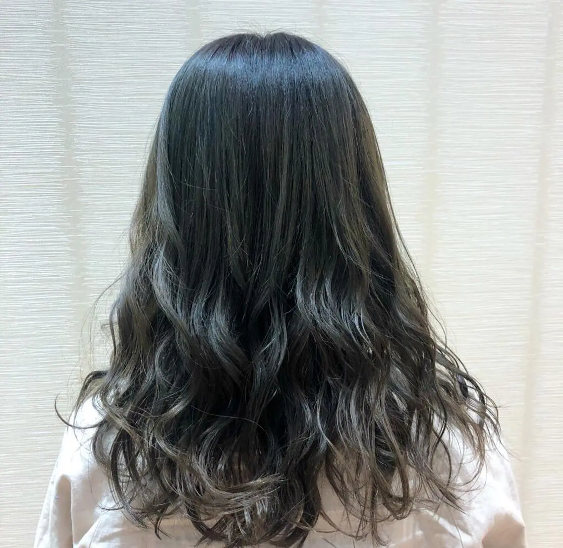 セミロング Yui ユイのヘアスタイル