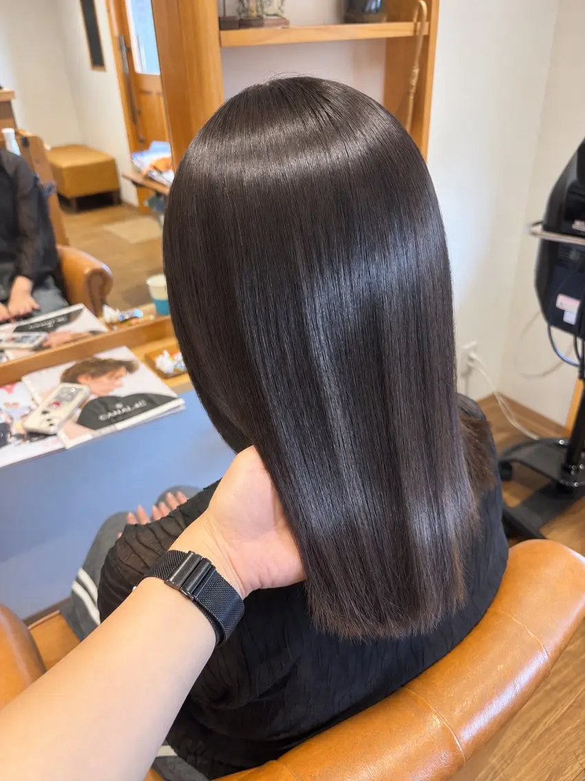 カット+艶髪縮毛矯正+2stepトリートメントの写真