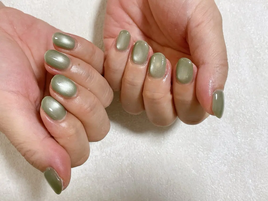 ネイル オーロラネイル フットネイル フレンチネイル ジェルネイル マグネットネイル ハンドネイル mogunail &blowのネイルデザイン