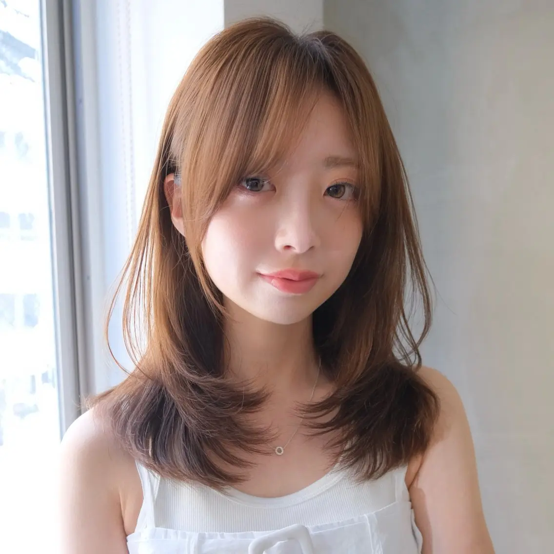 ミディアム カット ショウタ/レイヤーカ ット/透明感カラーのヘアスタイル
