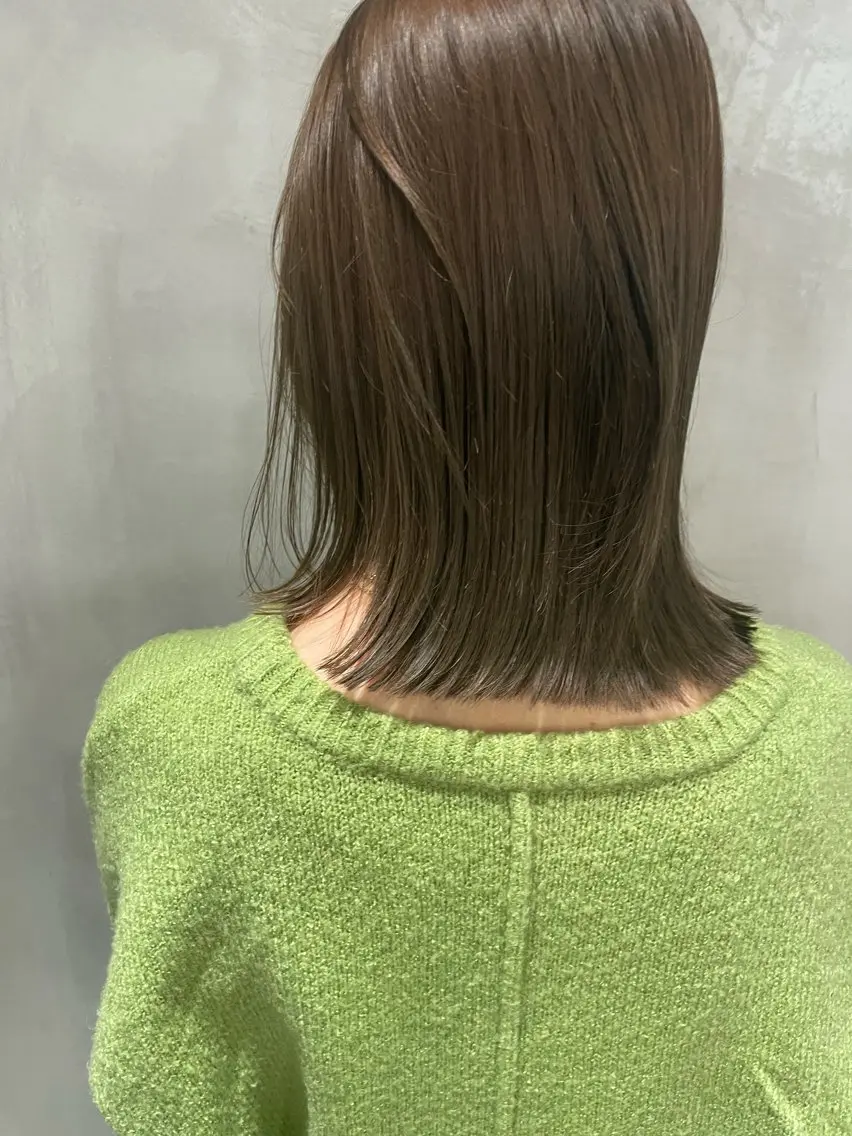 セミロング カラー オリーブカラー kaito /都立大学herのヘアスタイル