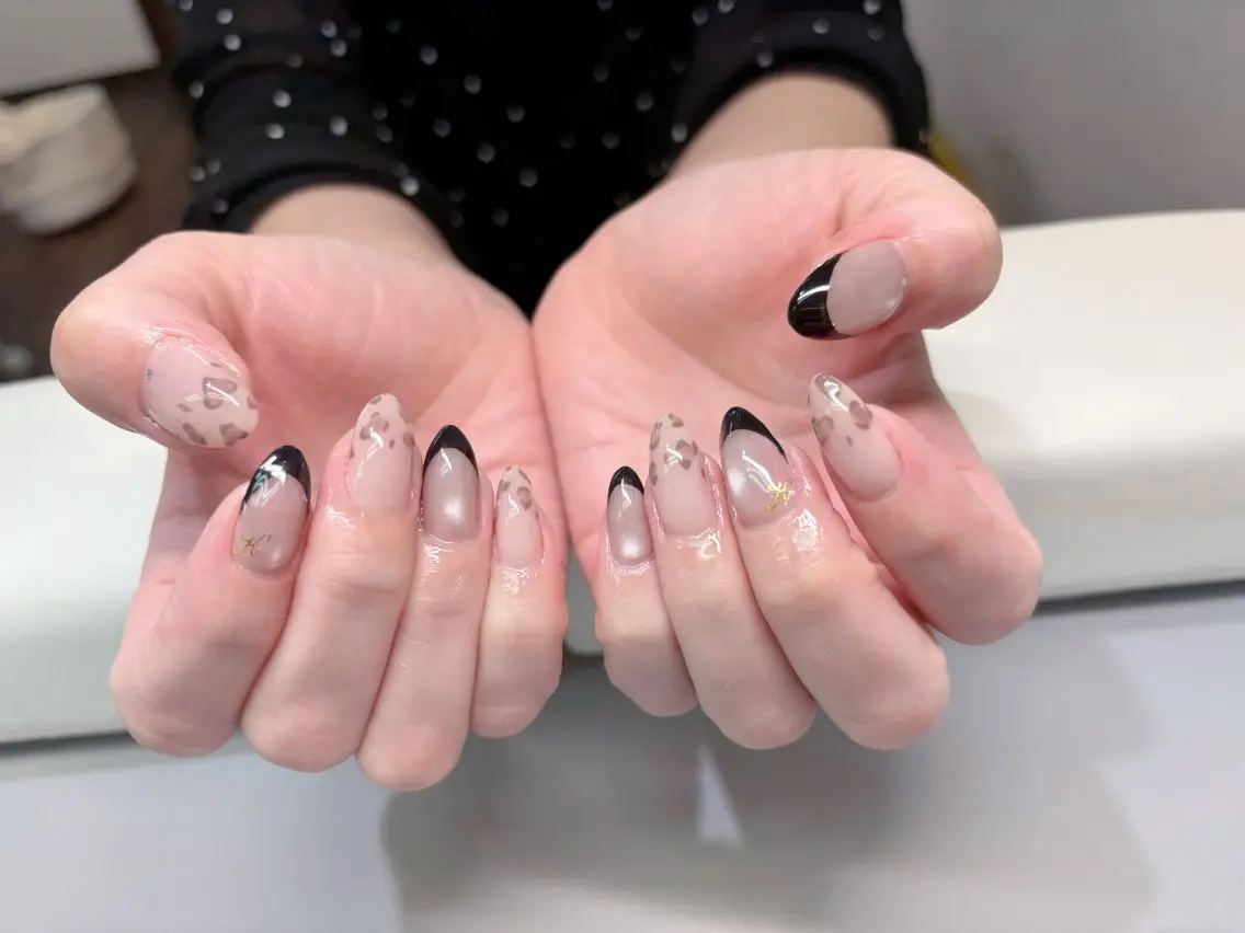 ネイル アートネイル 持ち込み ハンドネイル ayuri 🎀のネイルデザイン