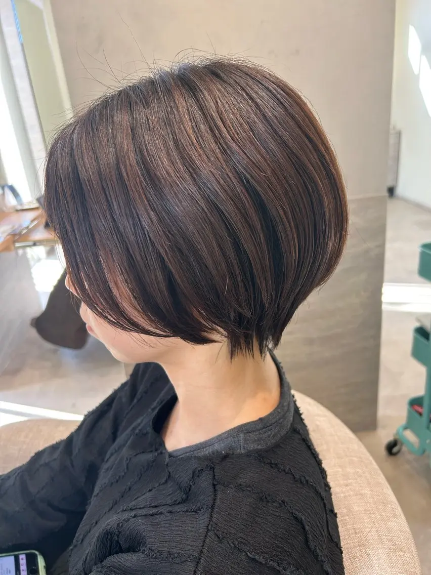 ショート くびれヘア ショートヘア 鏡原 実和のヘアスタイル
