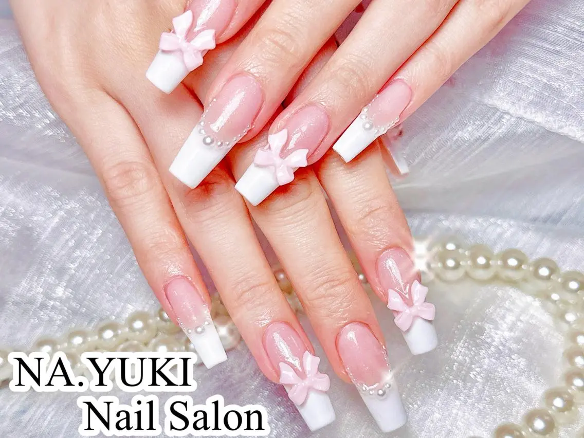 ネイル 成人式 ゴージャス ハート ロングネイル ワンカラーネイル 🌷Hana 🌷のネイルデザイン