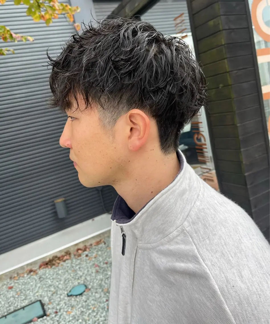 パーマ メンズ メンズパーマ メンズツイストパーマ ツイストスパイラルパーマ スパイラルパーマ ツイストパーマ カット パーマ TAKAHASHI REIKAのヘアスタイル