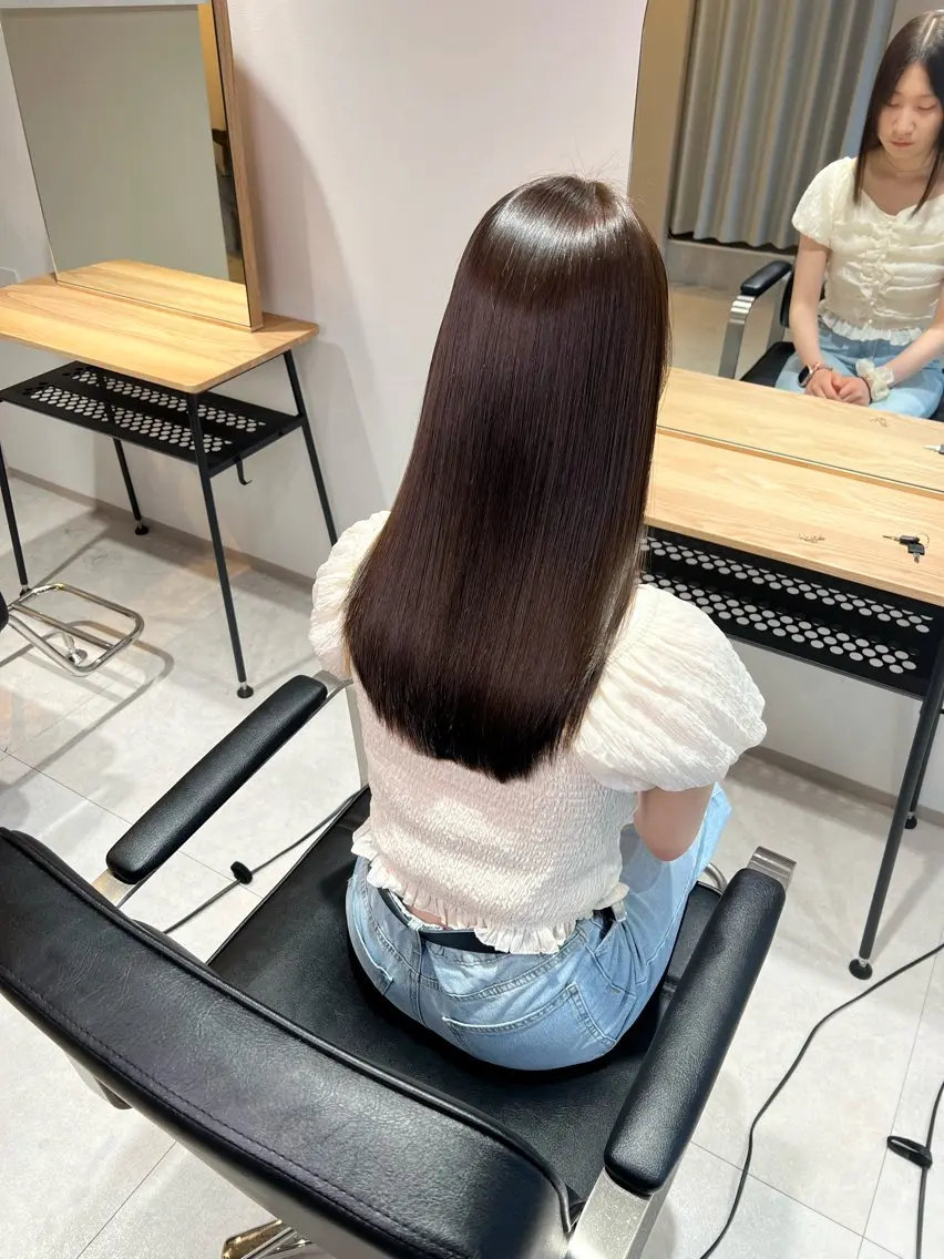 【💫ご新規様限定！最新髪質改善お試しクーポン💫】カット＋透明感カラー＋AMASIAトリートメントの写真