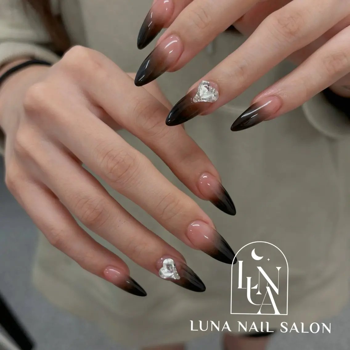 ネイル ハンドネイル ハンドケア LUNA Nail salon💕のネイルデザイン