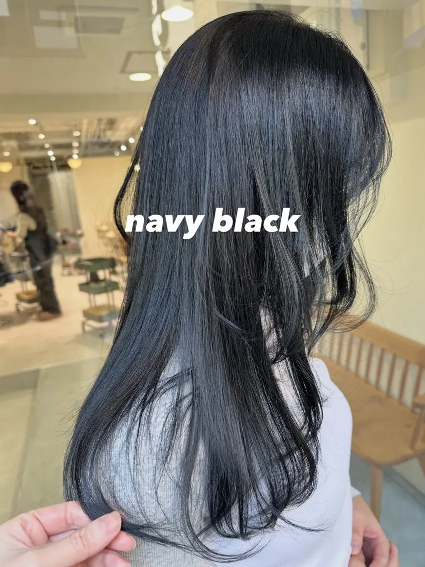 ロング カラー ロングレイヤー 黒髪 ブルーカラー ブルーブラック 透明感カラー 銀座/ブリーチ/ ハイライト/MAMIのヘアスタイル