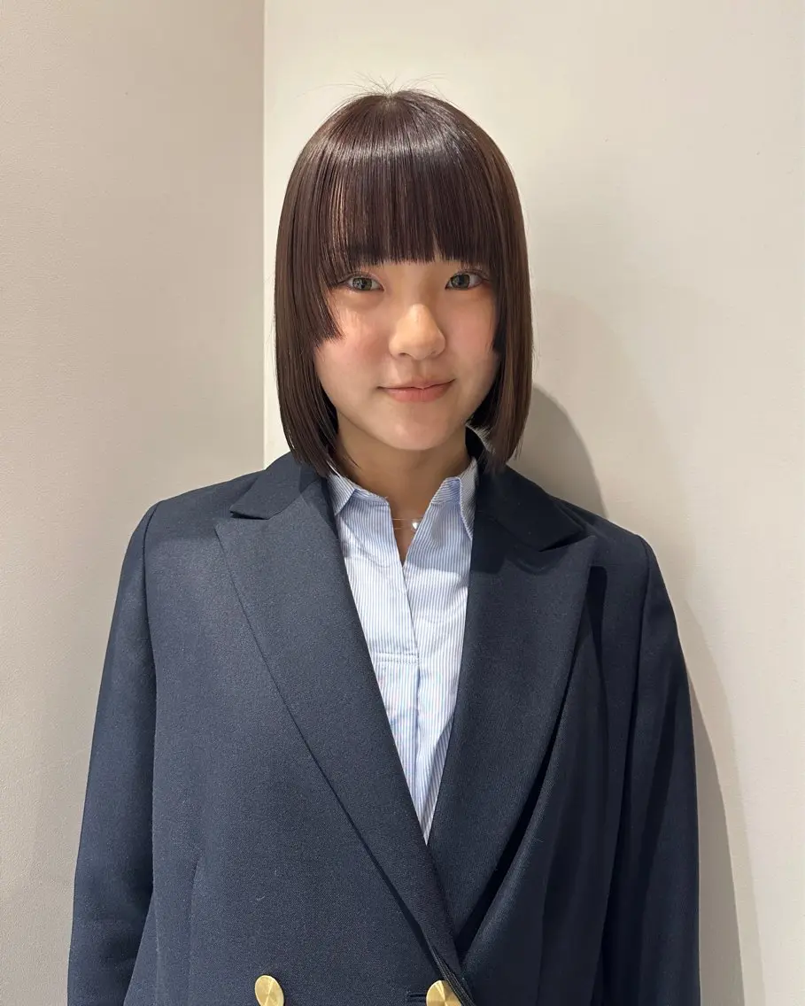 カラー 透明感カラー カット ヘアカラー 崎久保 優菜のヘアスタイル