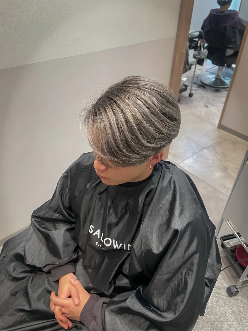 カラー メンズ メンズバレイヤージュ メンズハイライト バレイヤージュ デザインカラー ダブルカラー カット ヘアカラー SALOWIN熊本 YUTOのヘアスタイル
