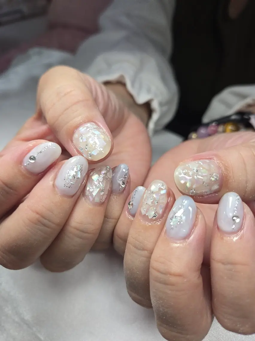 ネイル 持ち込み ハンドネイル ネイルサロンベルティ .ひとみのネイルデザイン