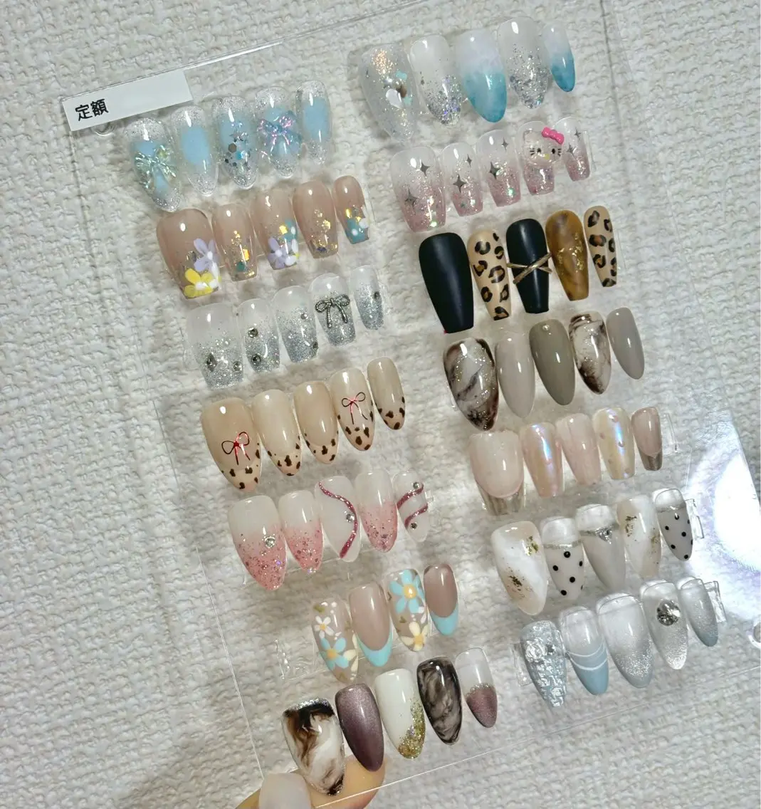⭐️定額コース　Ｃ⭐️ オフ有り🌟色変更可能🉑　長さだし10本追加2980円の写真