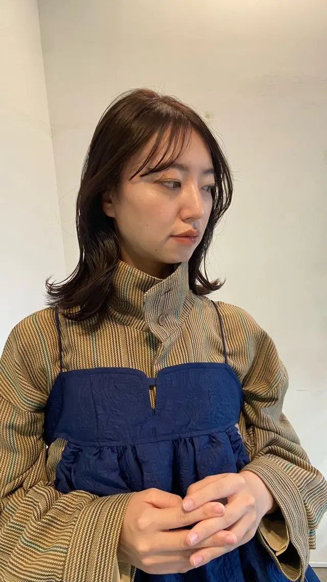 ミディアム まつ あみのヘアスタイル