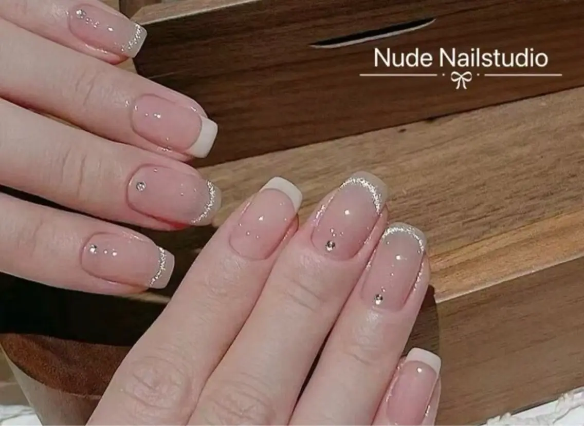 ネイル フットネイル ジェルネイル 韓国ネイル マグネットネイル 持ち込み Nude しずかのネイルデザイン