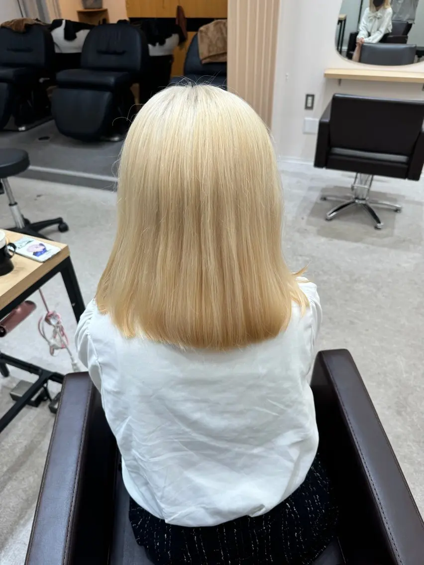 ミディアム ヘアカラー トリートメント ケアブリーチ GiseLゆうたのヘアスタイル