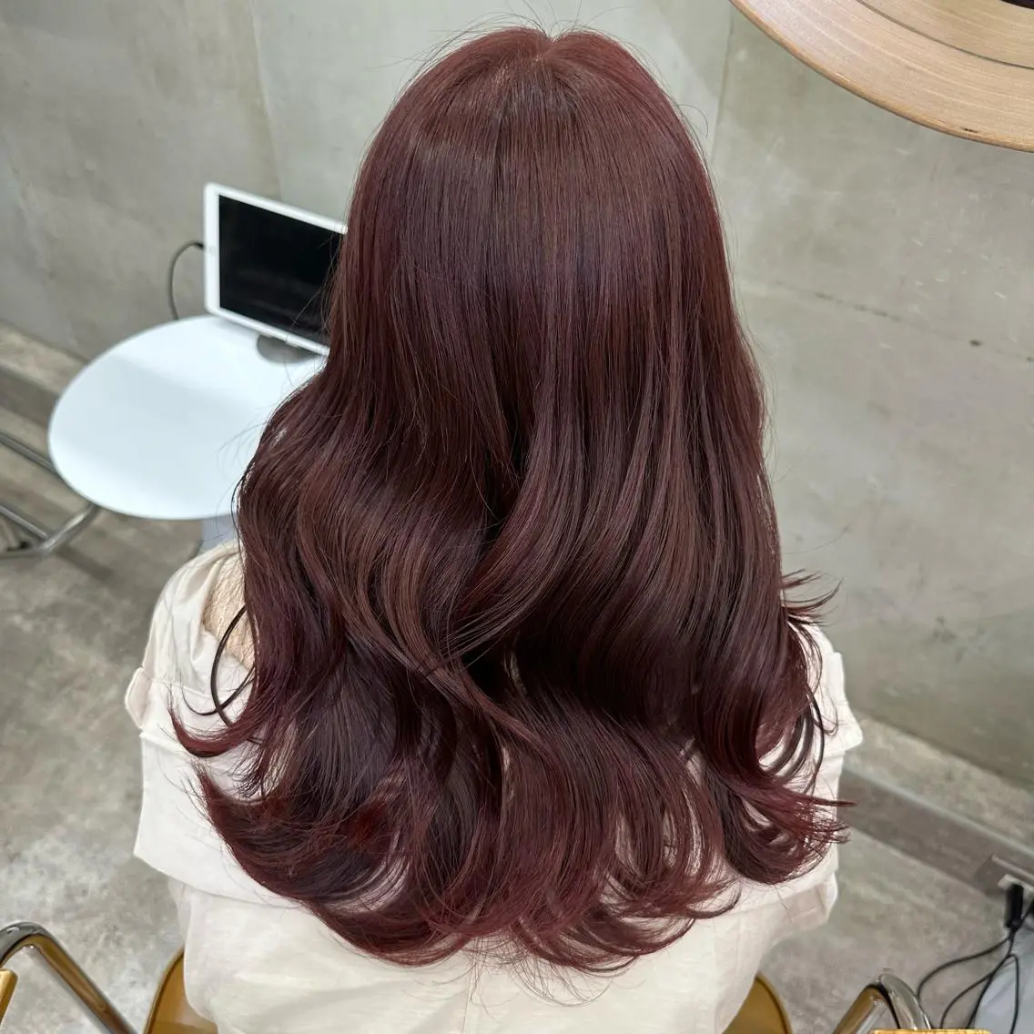 ロング カラー ブリーチ ブリーチなしカラー ピンクカラー レッドカラー カット ヘアカラー トリートメント カットモデル募集中 ／HARUKA🎀のヘアスタイル