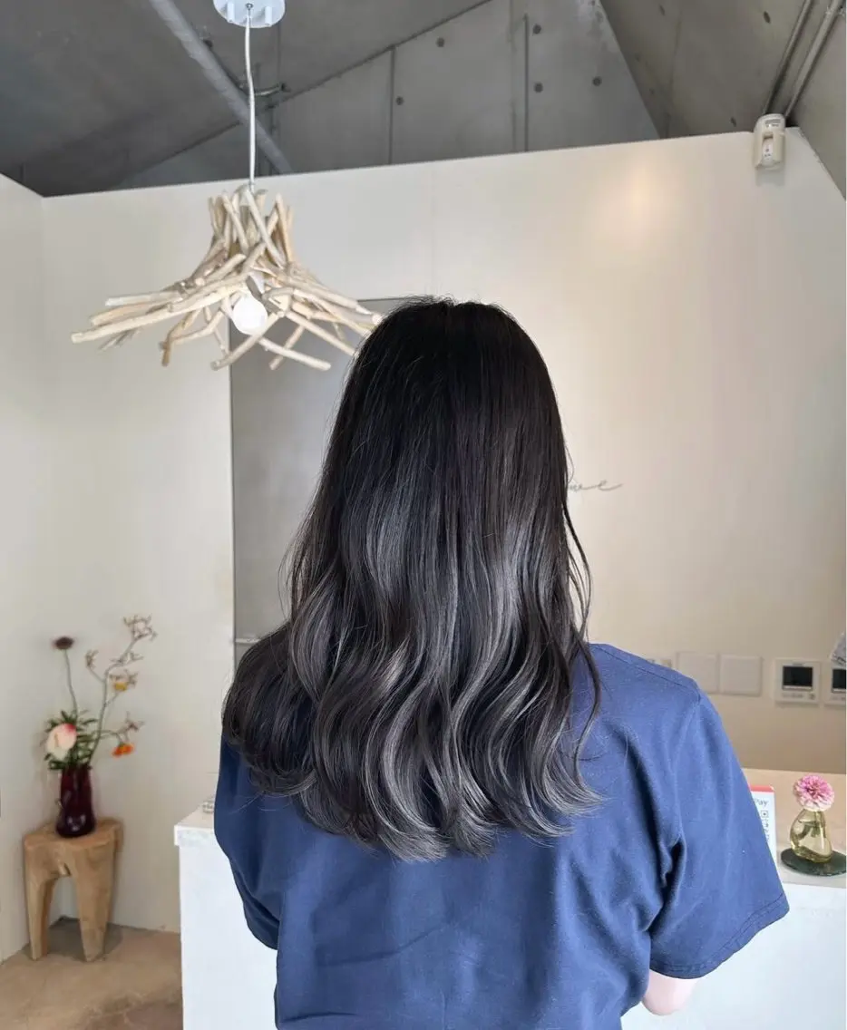 ミディアム カラー ヘアアレンジ グレージュ 🎀透明感カラーෆ 🪄Maikoのヘアスタイル