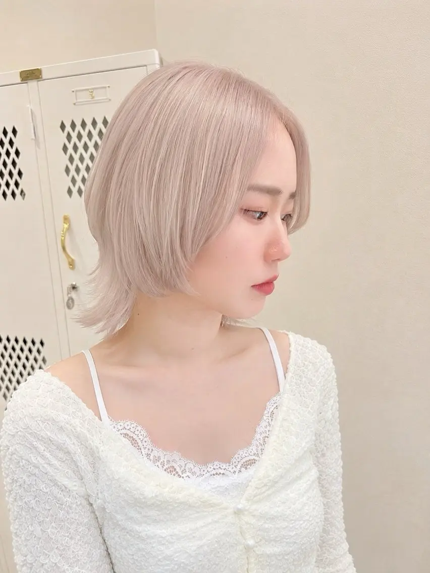 ミディアム カラー ヘアカラー トリートメント 興津/レイヤー/韓国 透明感カラー/縮毛のヘアスタイル