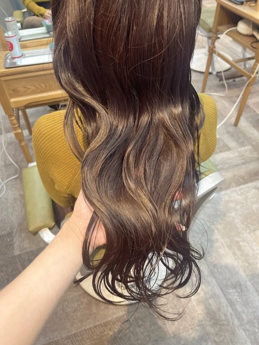 ロング カラー ヘアアレンジ ヘアカラー こと 🐰のヘアスタイル