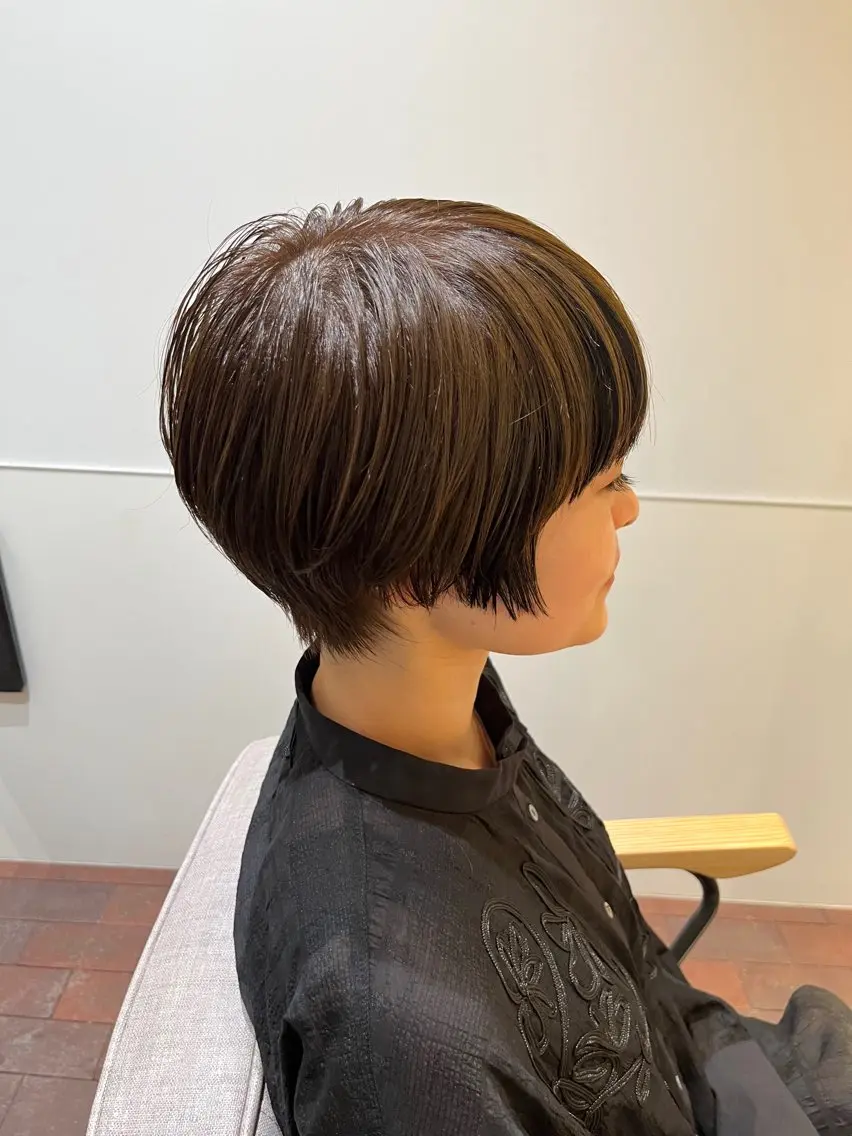 ショート カラー ブリーチ ブリーチなしカラー ショートヘア カット ヘアカラー トリートメント マンツーマン 縮毛矯正/マユコのヘアスタイル