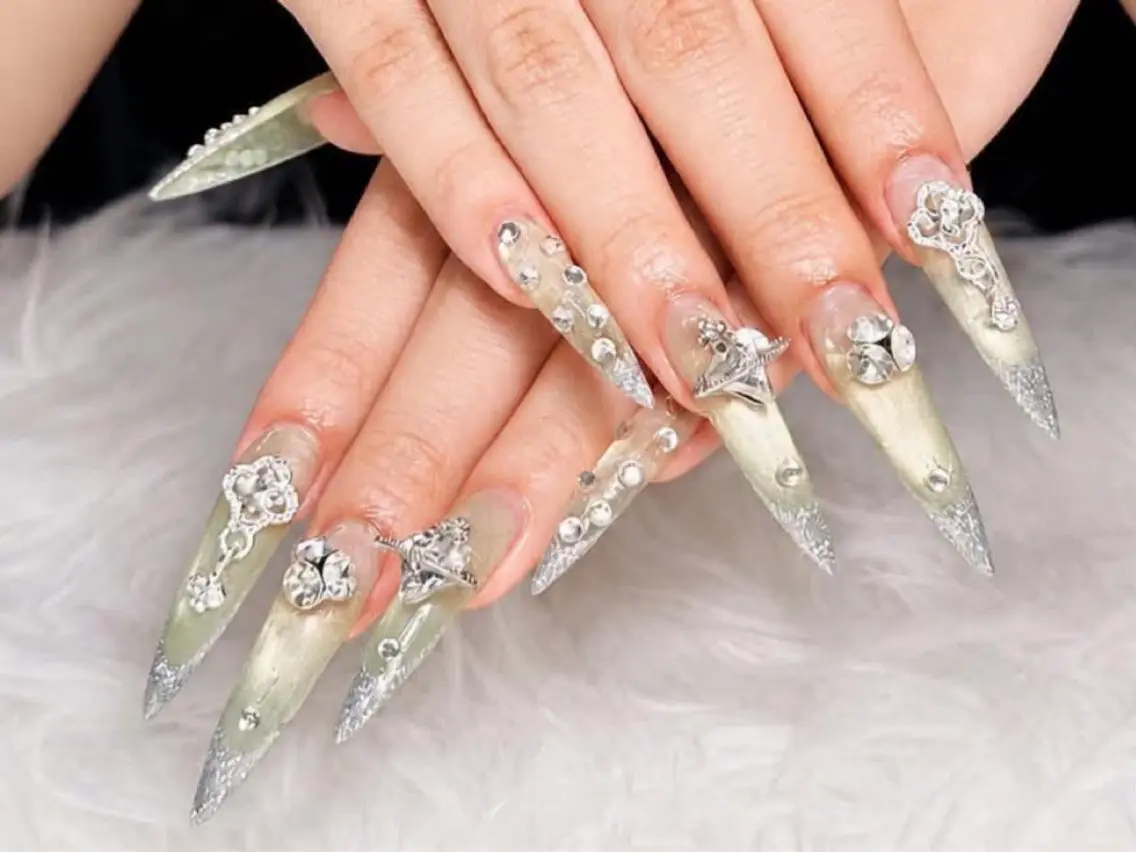 ネイル AURA NAIL🎀💅のネイルデザイン