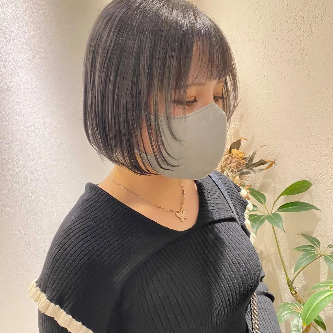 ショート アッシュ ボブ 髪質改善 レイヤーカット ショートヘア カット ヘアカラー ショート〜ミディアム 喜多司のヘアスタイル