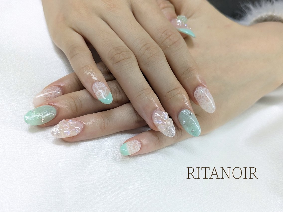 ネイル フレンチネイル ガーリー グラデーション グリーン レース RITA NOIRのネイルデザイン