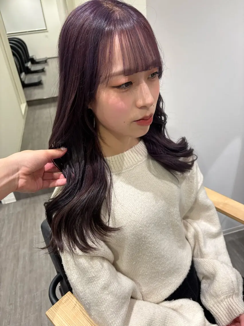 セミロング カラー ブリーチ ラベンダーカラー くびれヘア cocotte宜喜 弘希のヘアスタイル