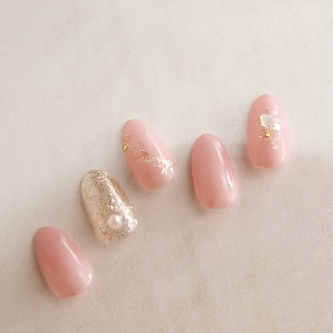 ネイル ジェルネイル ミラーネイル ニュアンスネイル オフィスネイル ショートネイル kiu nailsalonのネイルデザイン