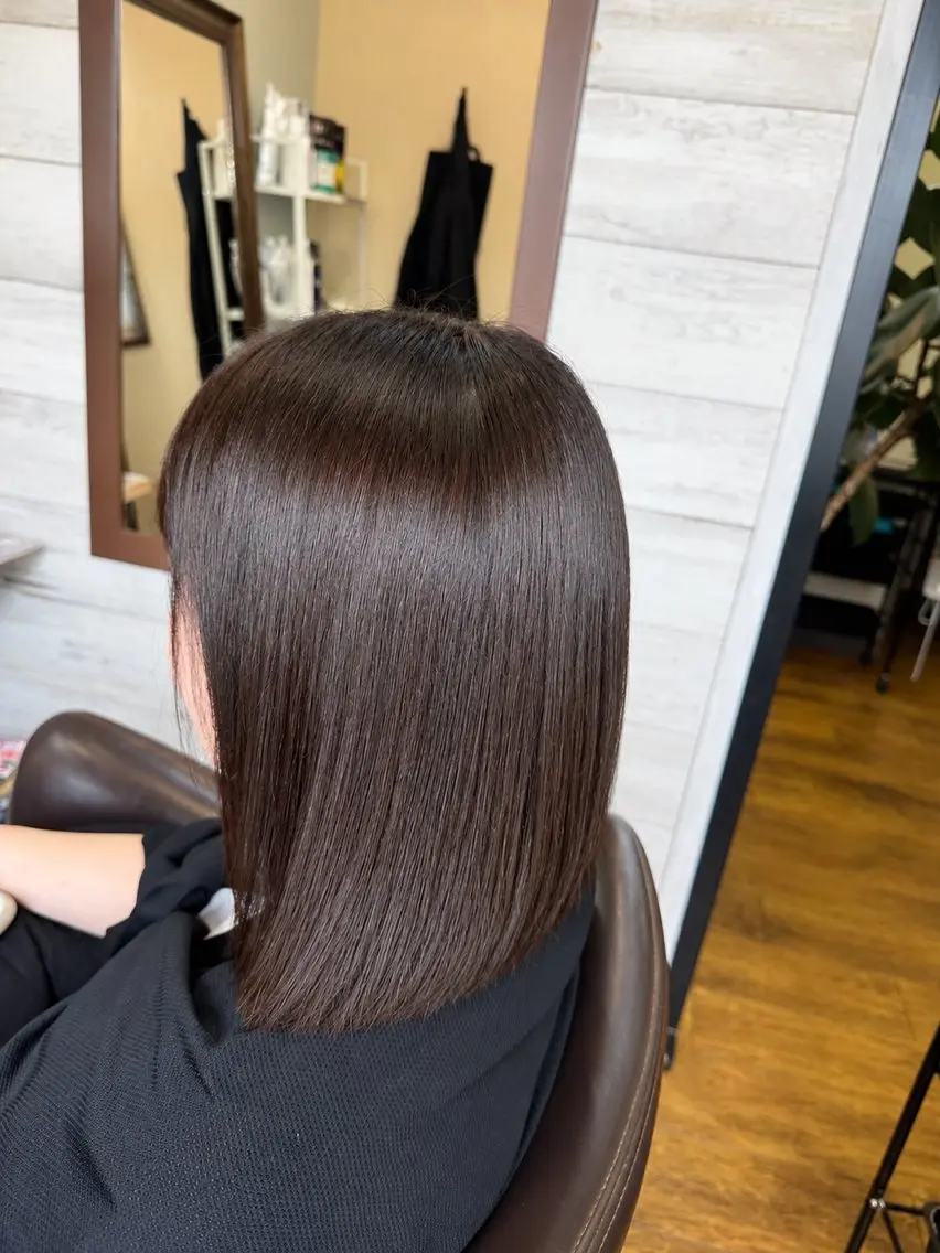セミロング tomo miのヘアスタイル