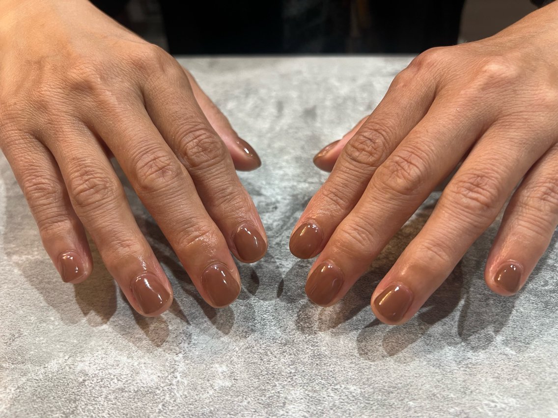ネイル ブラウン ワンカラーネイル シンプルネイル Ne.nail Miyabiのネイルデザイン