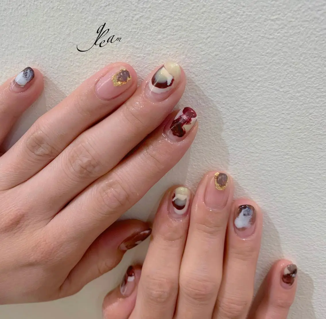 ネイル ゴールド ミラーネイル ピンク gleam✴︎ sayakaのネイルデザイン