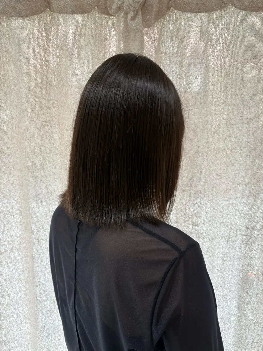 カラー グレージュ newi京橋 chiyumiのヘアスタイル