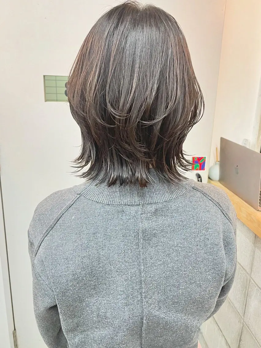 ミディアム カラー カット ヘアカラー ウルフ/レイヤー shinoのヘアスタイル
