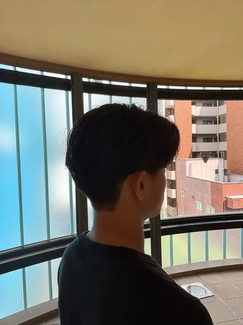 ショート 下津浦 竜成のヘアスタイル
