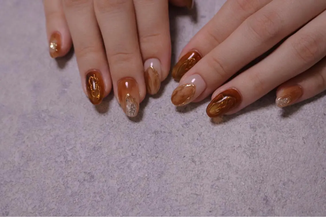 ネイル オーロラネイル カジュアル ジェルネイル マグネットネイル マットネイル ハンドネイル MH Nailのネイルデザイン