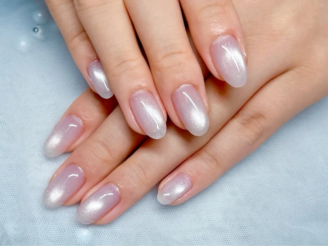 ネイル ジェルネイル マグネットネイル ニュアンスネイル オフィスネイル パラジェル ハンドネイル Salon GEM(ジェム)のネイルデザイン