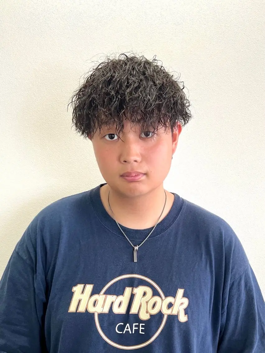パーマ メンズ マッシュ メンズパーマ メンズツイストパーマ ツイストスパイラルパーマ 波巻きパーマ カット パーマ 茅ヶ崎パーマ特化/ スパイラル/ハルキのヘアスタイル