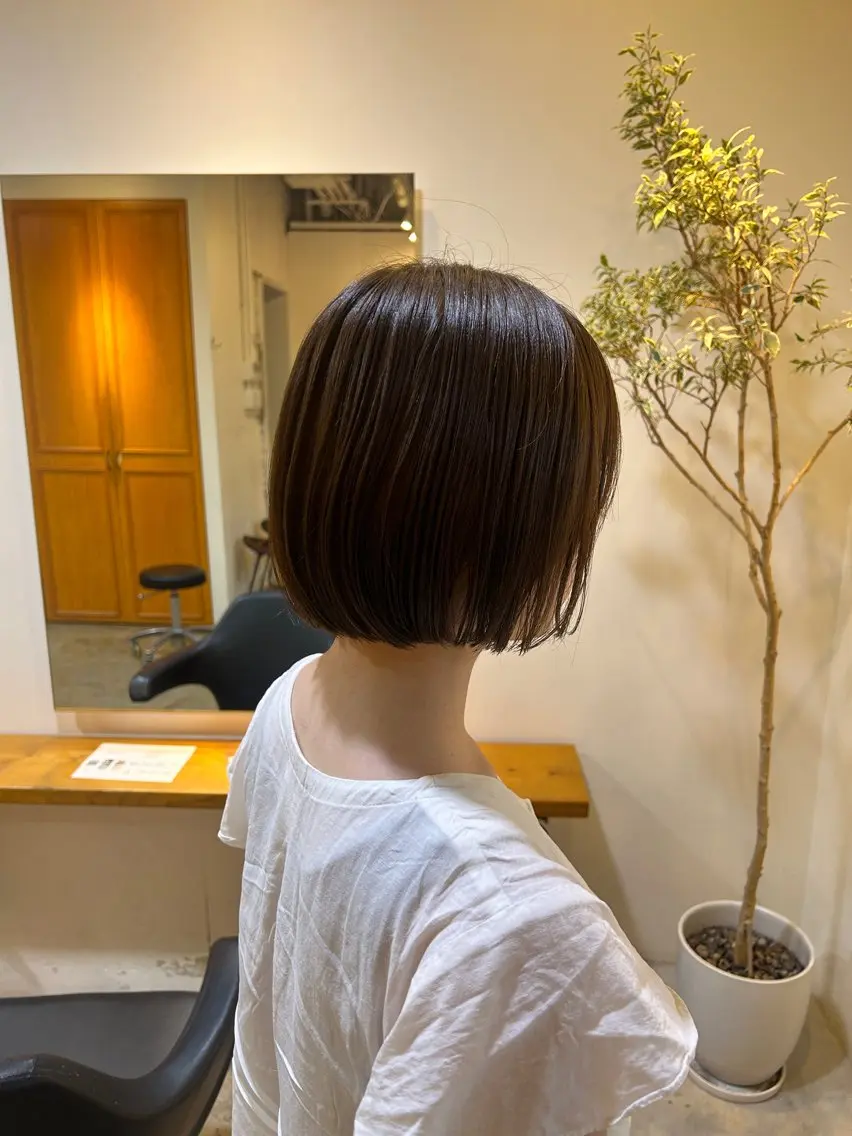 ショート カラー カット ヘアカラー ナチュラル大人っぽい スタイル　MAORIのヘアスタイル